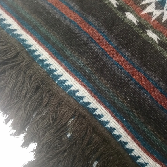 Hooded Western Aztec Poncho - Picture 3 of 6